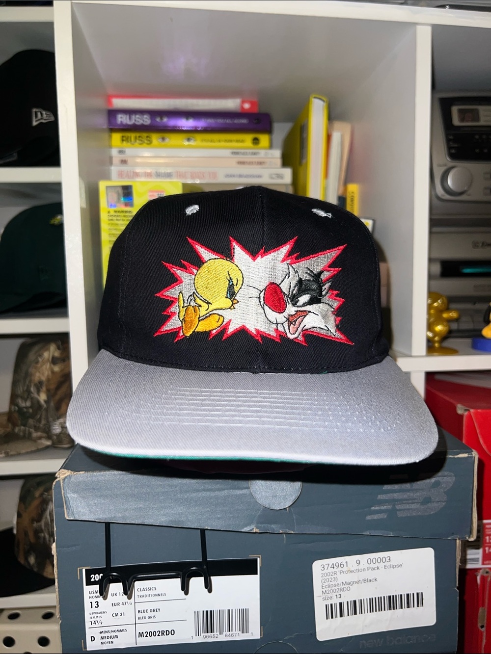 1994 Tweety & Sylvester Looney Tunes Snapback